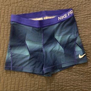 NikePro 3” short Blue Print (L)